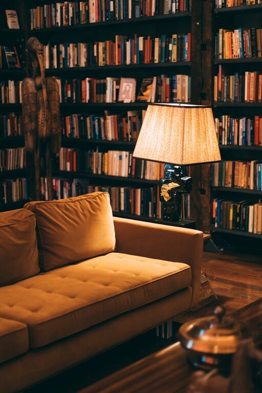 How to Create a Cozy and Inviting Reading Nook at Home